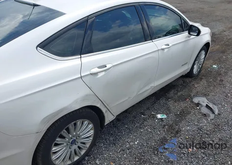 2014 Ford Fusion Hybrid Se из США, поврежденный, VIN 3FA6P0LU3ER391680